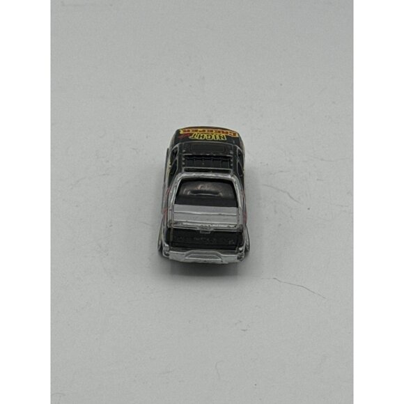 Maisto Lot of 4 Cars Various Years and Models - Picture 16 of 16